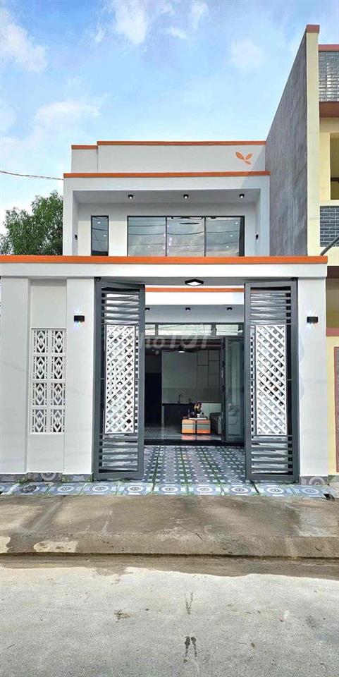 Bán nhà 1 trệt 1 lửng tặng full nội thất, đường 2 oto thông thoáng