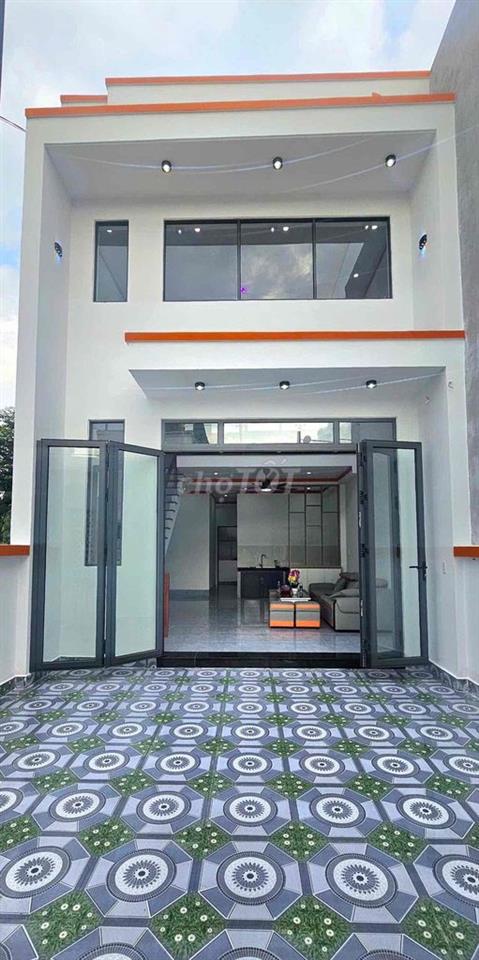 Bán nhà 1 trệt 1 lửng tặng full nội thất, đường 2 oto thông thoáng