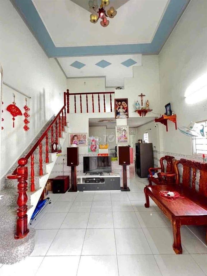 cần bán nha sổ chung) nhà nằm cách trợ tân phước khánh 800m