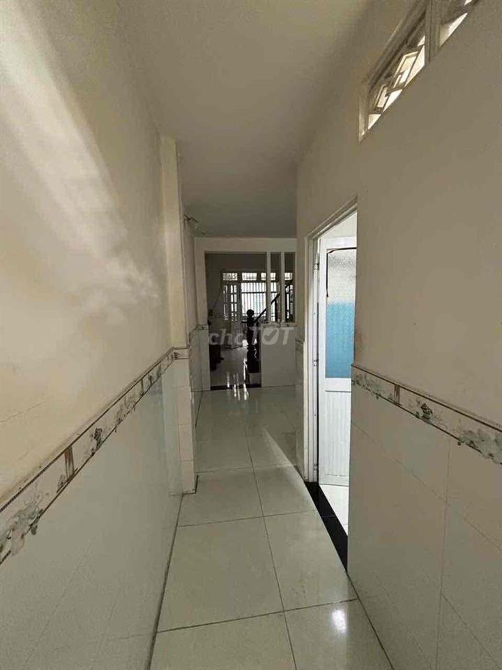 Nhà sổ chung khánh bình  4*15 2 phòng ngủ 2 wc sân xe máy đường oto  G