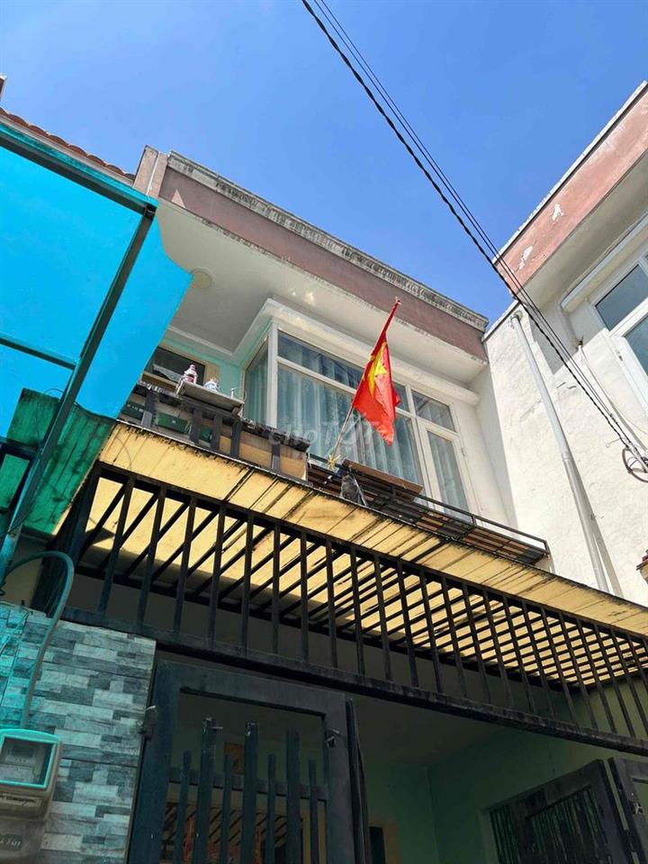BÁN NHÀ Ở ĐÔNG HOÀ, DĨ AN, TPHCM