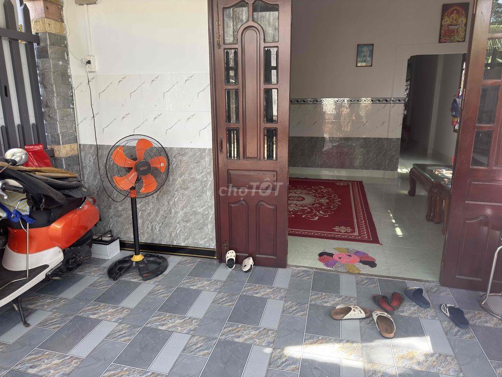 Chính chủ bán nhà tại Đường ĐX 074, Định Hoà TDM