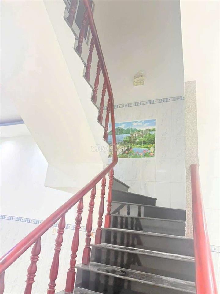 NHÀ ĐẸP BÌNH NHÂM 04 ,LÁI THIÊU GIÀ CHỈ 4ty5 