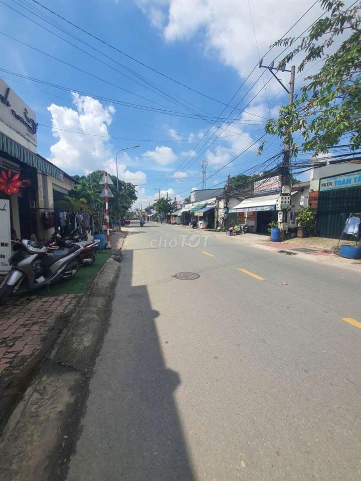 NHÀ MẶT TIỀN KINH DOANH BUÔN BÁN TRUNG TÂM LÁI TJIÊI ,TP HCM