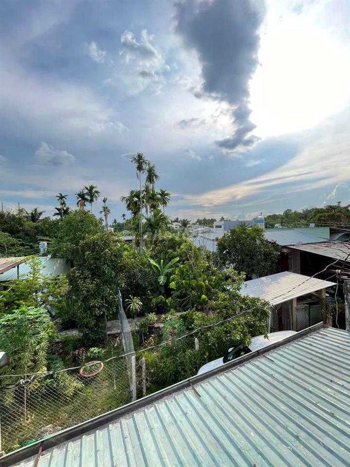 NHÀ LẦU BÌNH NHÂM 02/  P LÁI THIÊU ,TP HCM