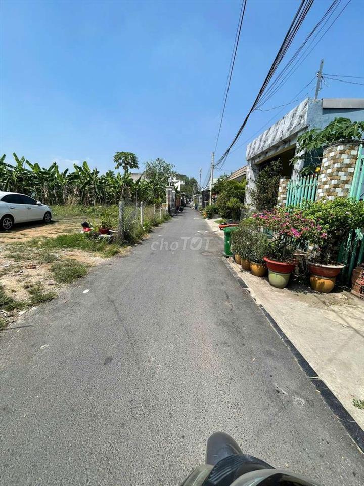 BÁN 2 LÔ ĐẤT LIỀN KỀ AN THẠNH 14 ,SÁT BÊN CHỢ BÚNG ,TRƯỜNG HỌC