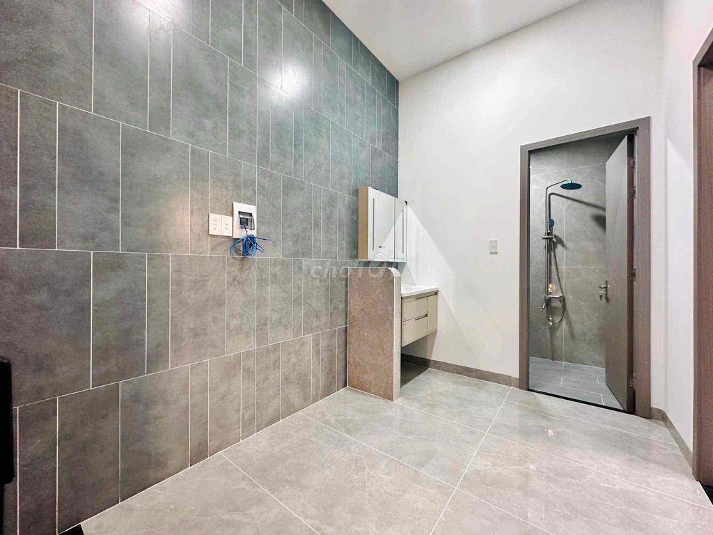 Nhà Đẹp Phú Hoà Hẽm Lê Hồng Phong , nhựa 5m gần chợ. ngang 7m ,3 tầng