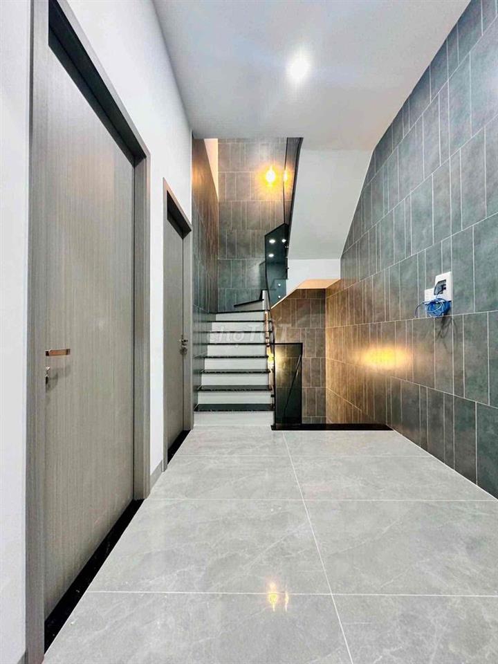 Nhà Đẹp Phú Hoà Hẽm Lê Hồng Phong , nhựa 5m gần chợ. ngang 7m ,3 tầng