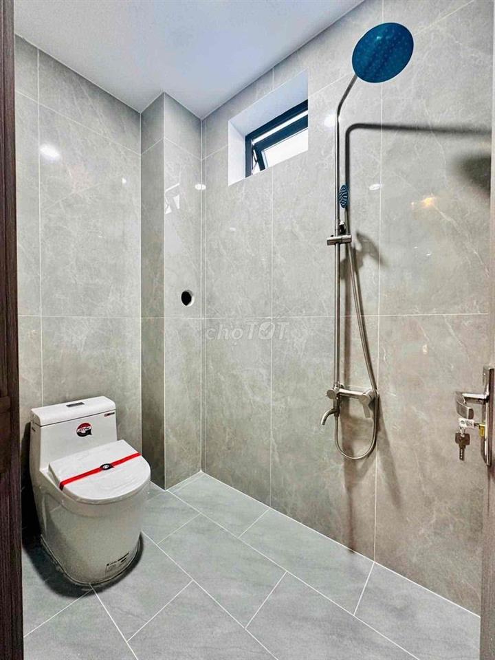 Nhà Đẹp Phú Hoà Hẽm Lê Hồng Phong , nhựa 5m gần chợ. ngang 7m ,3 tầng