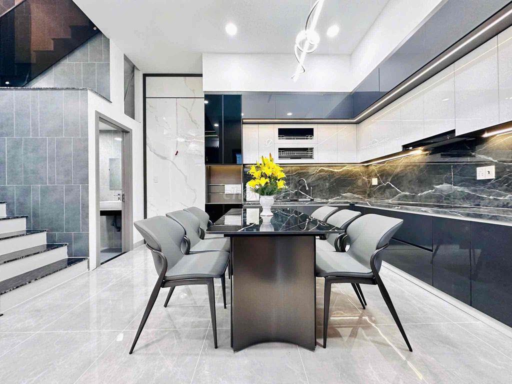 Nhà Đẹp Phú Hoà Hẽm Lê Hồng Phong , nhựa 5m gần chợ. ngang 7m ,3 tầng