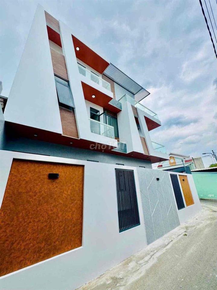 Nhà Hiệp Thành , góc 2 Mặt tiền Nhựa thông Khoáng , sát KDC