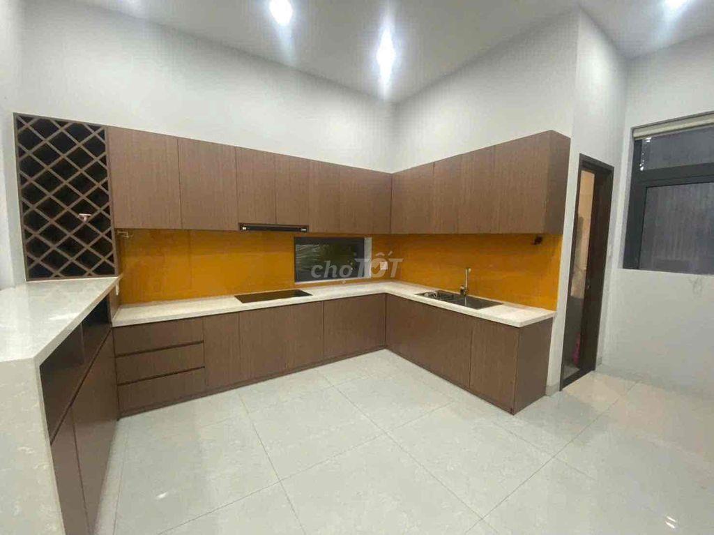 Biệt thự Sân Vườn Phú Hoà 665m2 3pn 4wc. sẵn giường tủ