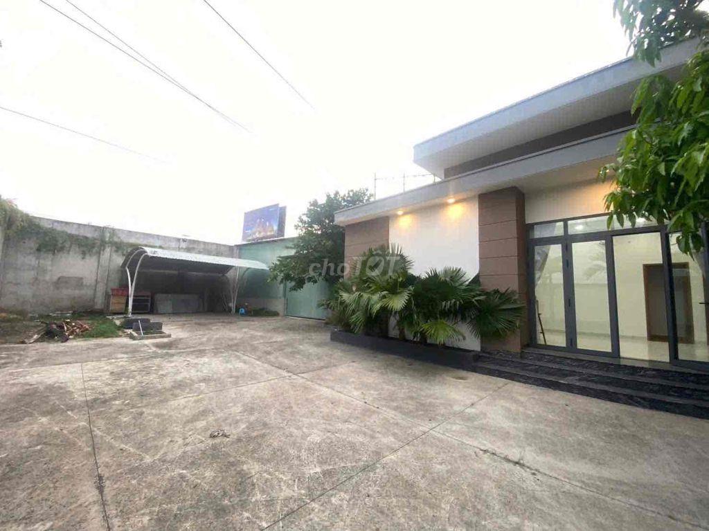 Biệt thự Sân Vườn Phú Hoà 665m2 3pn 4wc. sẵn giường tủ