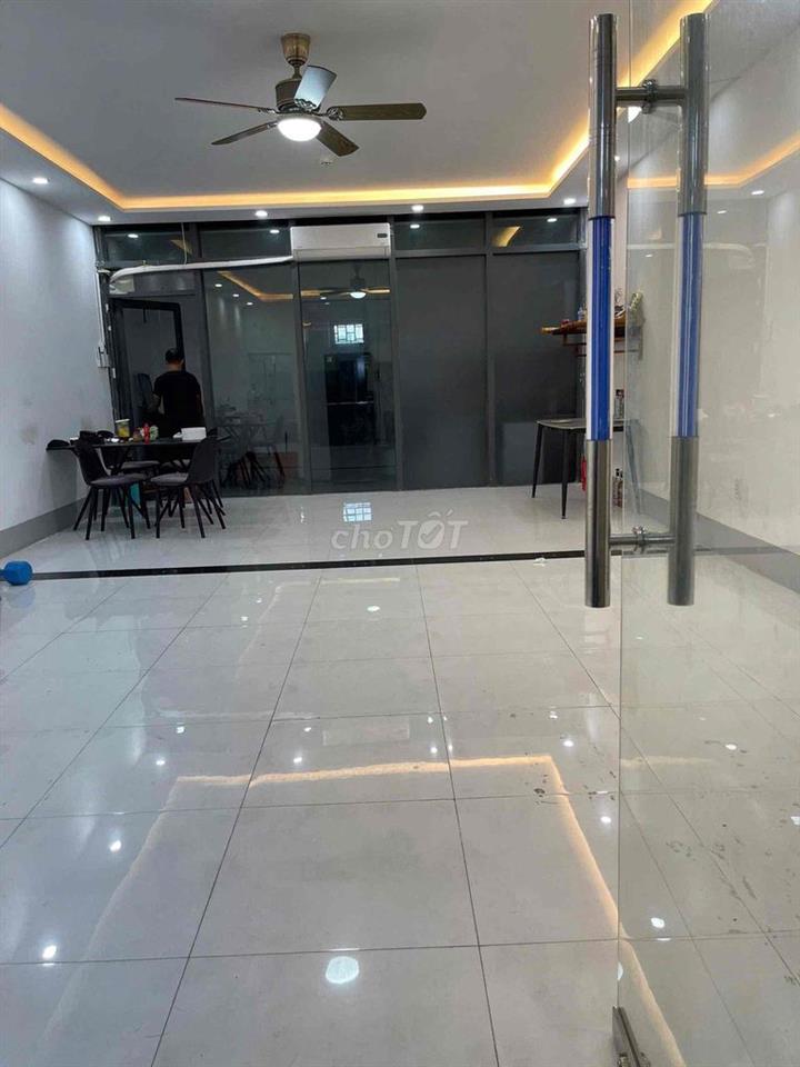 Bán nhà 5 tầng Mặt tiền Thích Quảng Đức , đã Hoàn công