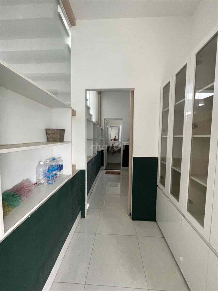 Mặt bằng Kinh Doanh trung tâm Thủ Dầu Một 11x30m. 1 trệt 2 Lầu