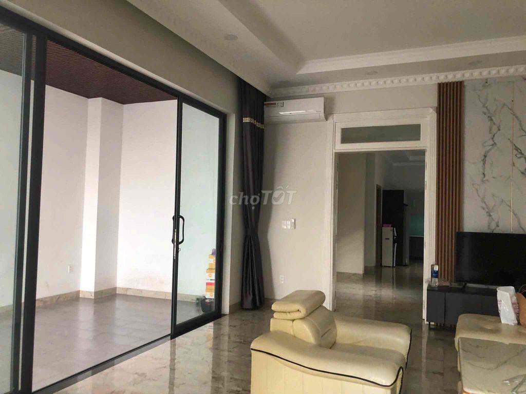 Biệt Thự Thành Phố Mới , gần eaon. 320m2 1 trệt 1 Lầu full nội thất