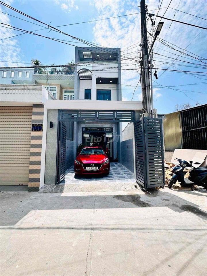 Nhà Mới Phú Hoà Thủ Dầu Một 4pn có sân sau rộng