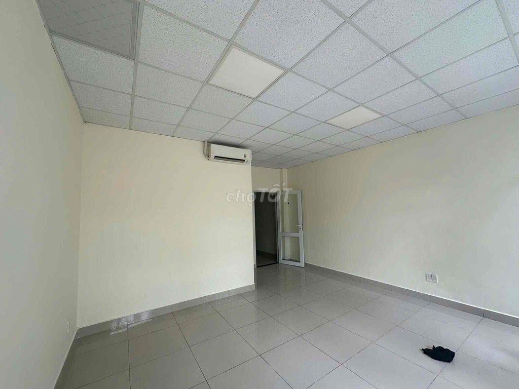Nhà KDC Hiệp Thành 3 , Trục chính 1 trệt 2 Lầu 5x20 4pn rộng