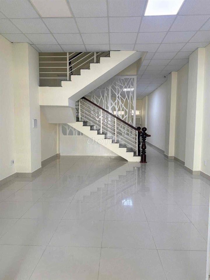 Nhà KDC Hiệp Thành 3 , Trục chính 1 trệt 2 Lầu 5x20 4pn rộng