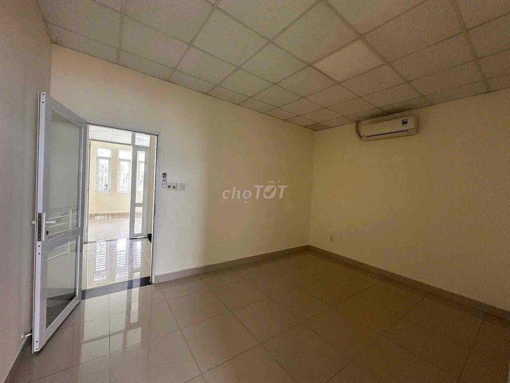 Nhà KDC Hiệp Thành 3 , Trục chính 1 trệt 2 Lầu 5x20 4pn rộng