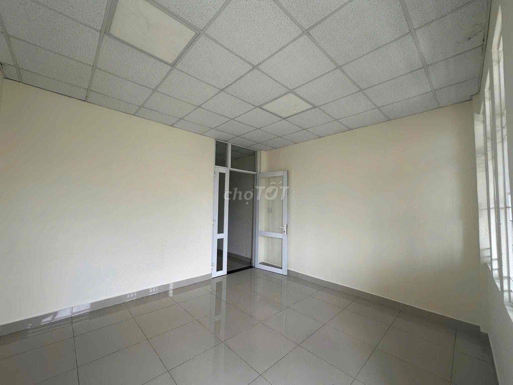 Nhà KDC Hiệp Thành 3 , Trục chính 1 trệt 2 Lầu 5x20 4pn rộng