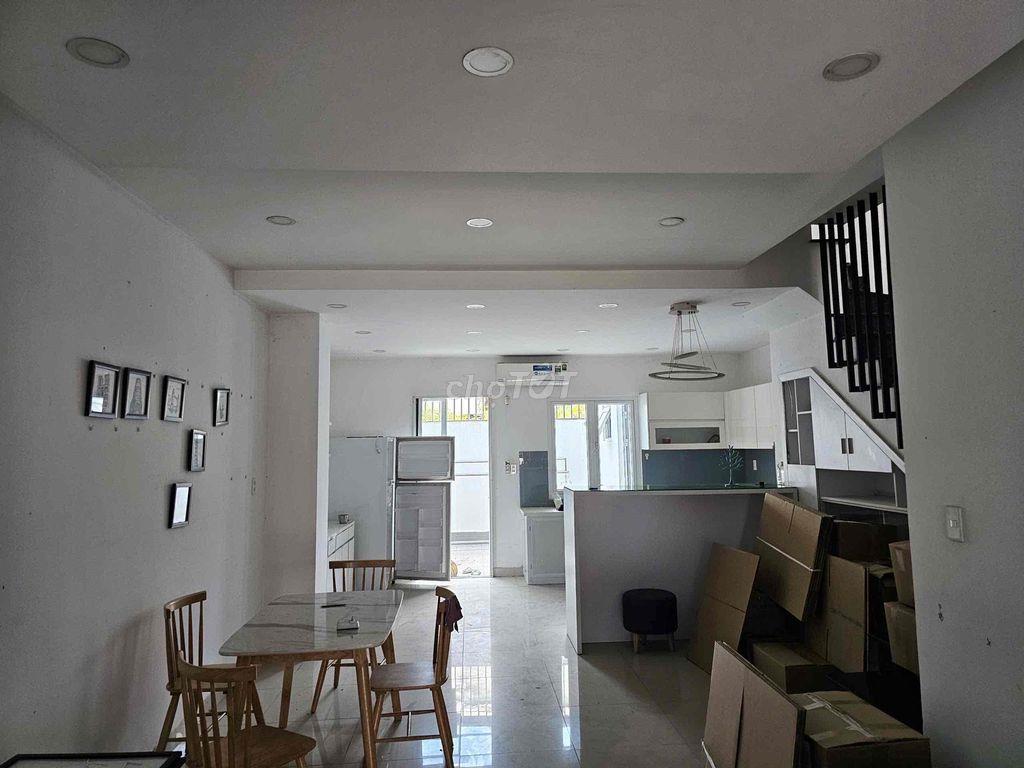 Nhà Phú Mỹ , Thủ Dầu Một 6x22m. 1 trệt 1 Lầu 3pn sẵn nội thất