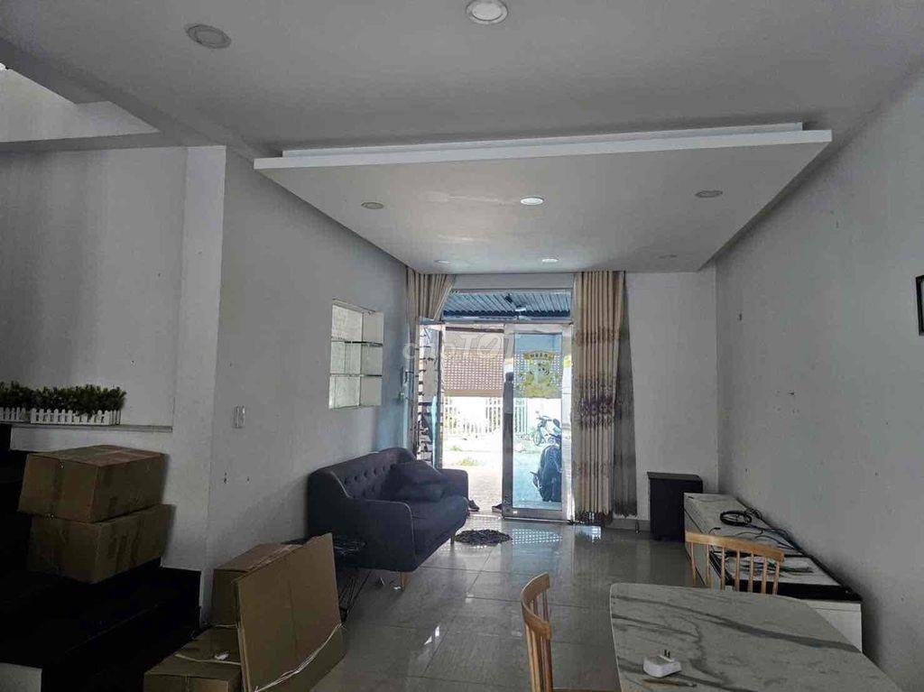 Nhà Phú Mỹ , Thủ Dầu Một 6x22m. 1 trệt 1 Lầu 3pn sẵn nội thất