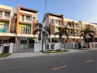 Nhà Phố Liền kề Suncasa 1. gần Thành Phố Mới ngang 7m. 4pn