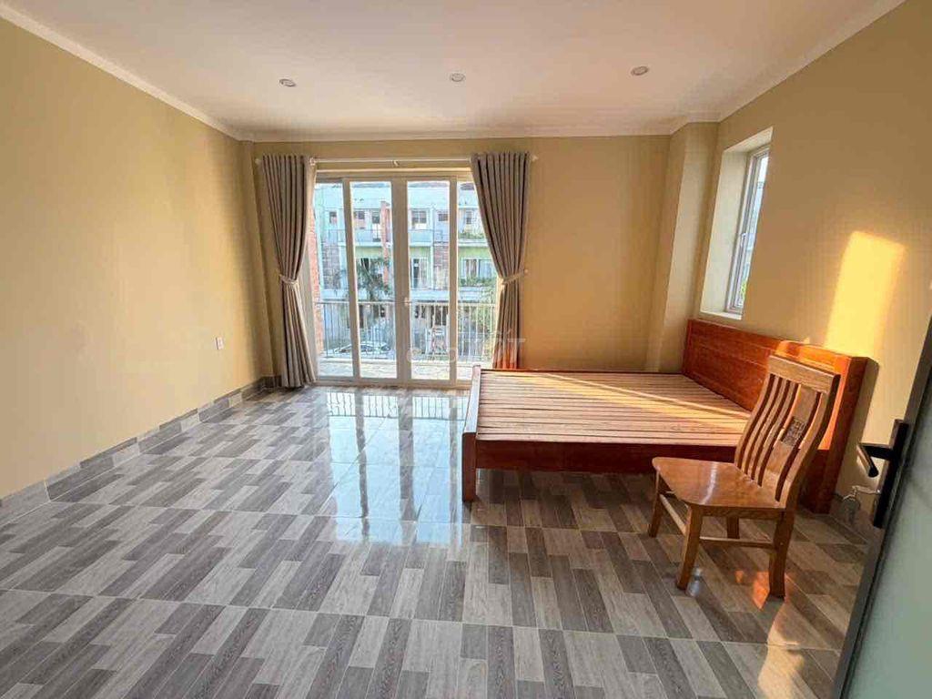 Nhà Phố Liền kề Suncasa 1. gần Thành Phố Mới ngang 7m. 4pn