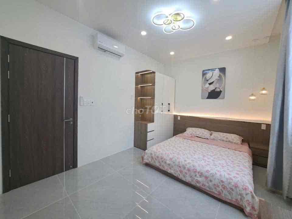 Nhà Phú Hoà Hẽm Lê Hồng Phong 2pn sẵn nội thất