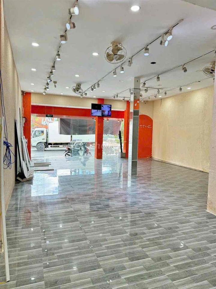 Bán Mặt Bằng Kinh Doanh Đường Bạch Đằng , Đối Diện công Viên ngang 7m