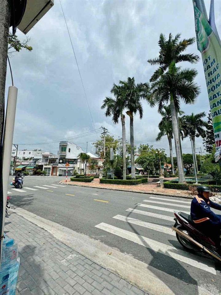 Bán Mặt Bằng Kinh Doanh Đường Bạch Đằng , Đối Diện công Viên ngang 7m