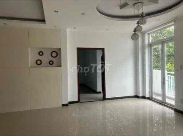 Mặt Bằng Yersin ngay Ngã 6, Chợ TDM , căn góc ngang 9m, 4 tầng