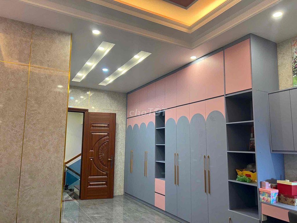 Giảm 2 tỉ bán nhanh căn nhà tâm huyết xây ở Mặt tiền Dx Định Hoà.