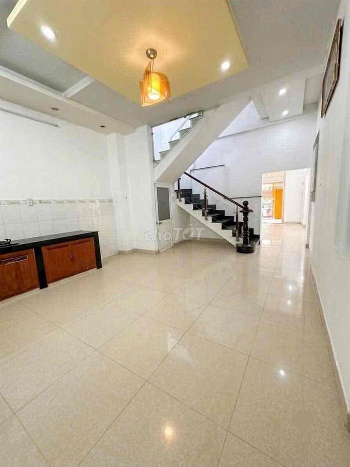 Nhà 3 Tầng Phú Hoà , mặt tiền kinh doanh được  gần khu dân cư Phú Hoà