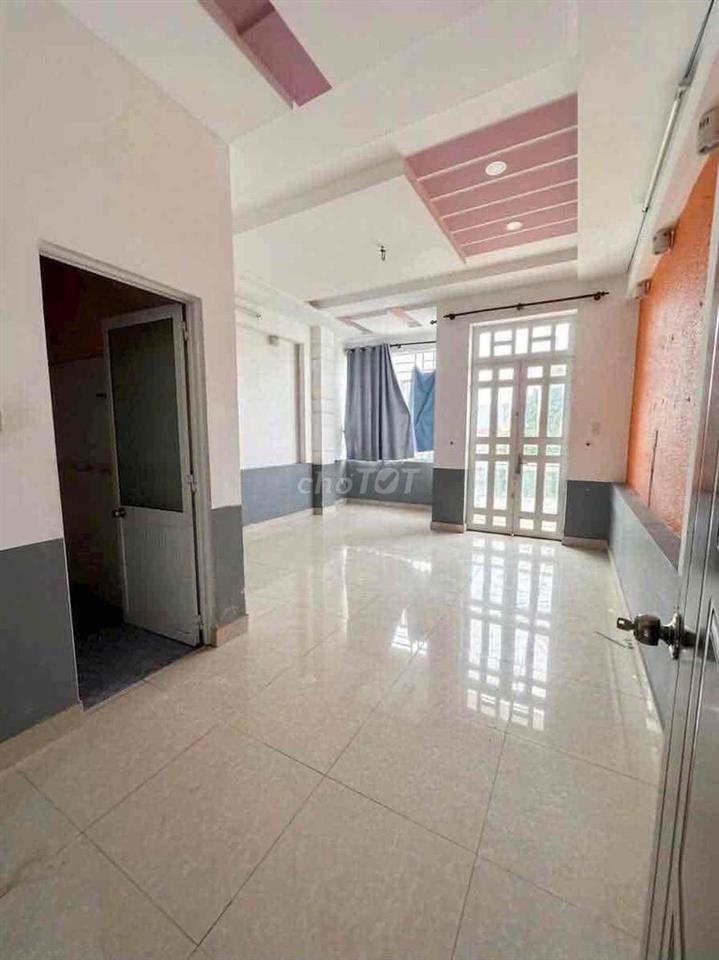 Nhà 3 Tầng Phú Hoà , mặt tiền kinh doanh được  gần khu dân cư Phú Hoà