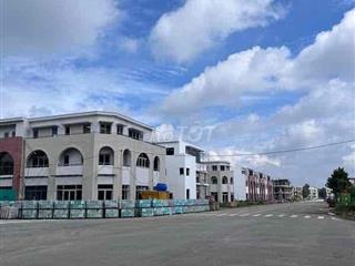 Nhà Phố Liền Kề trung tâm Thành Phố Mới , 3 tầng , sổ sẵn hoàn công.