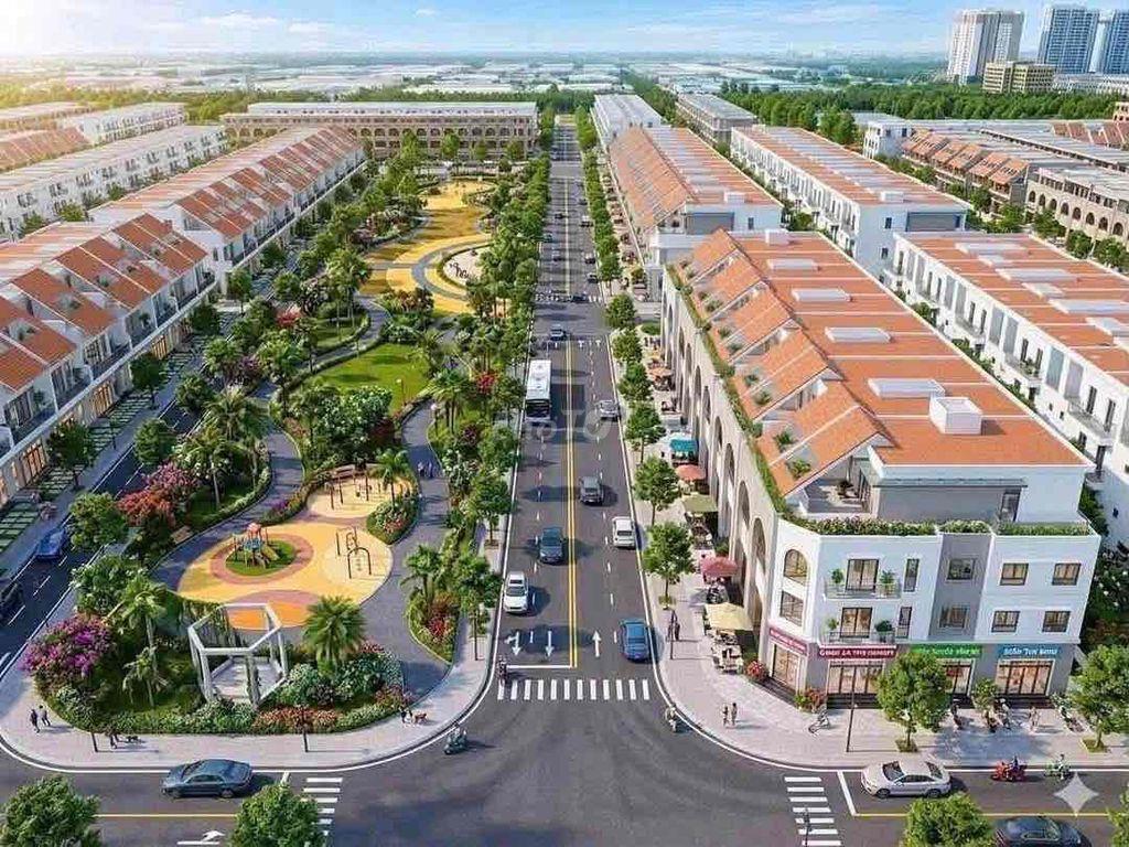 Nhà Phố Liền Kề trung tâm Thành Phố Mới , 3 tầng , sổ sẵn hoàn công.