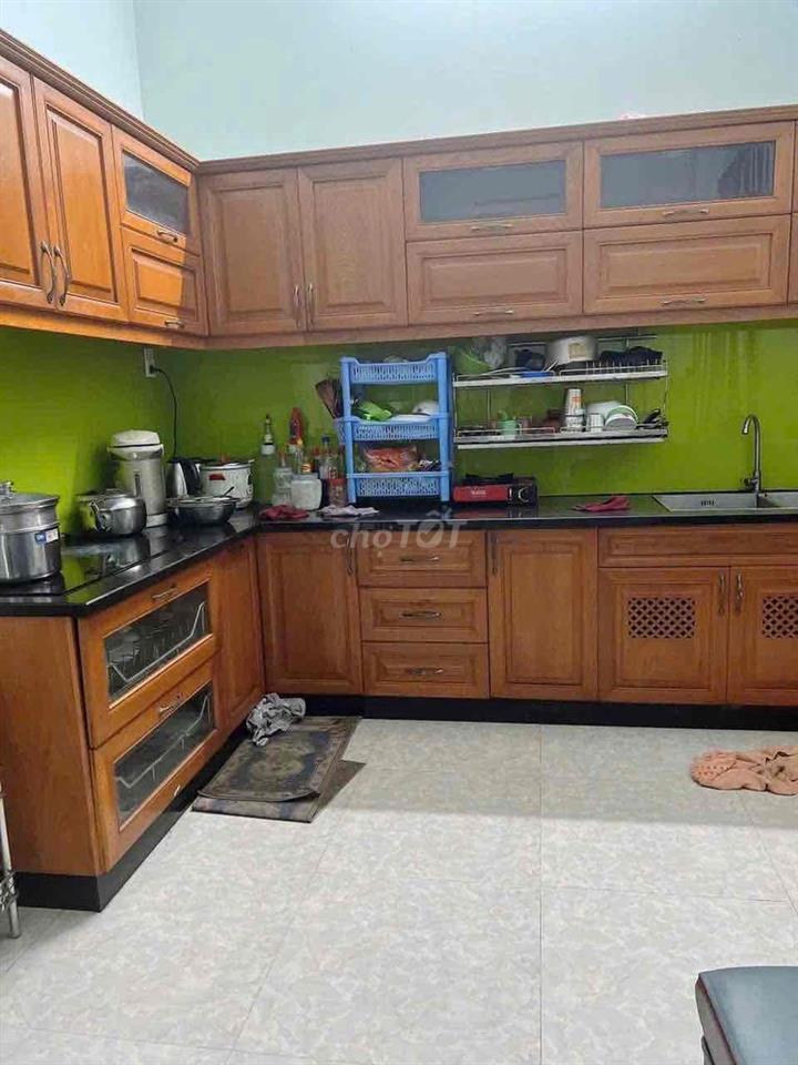Nhà Phú Lợi Hẽm Lê Hồng Phong. 6x20 2pn , 3wc full nội thất