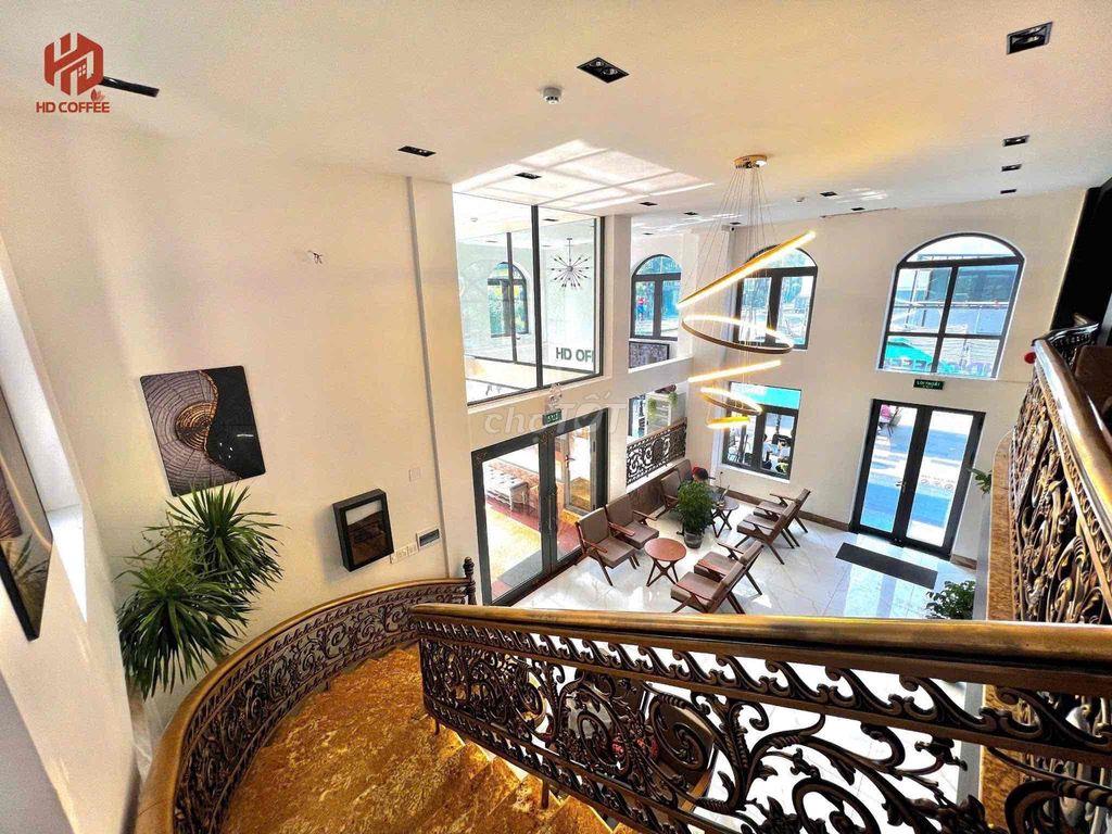 cho thuê tầng trệt +Lửng toà nhà Mặt tiền Hoàng văn Thụ 200m2 ,