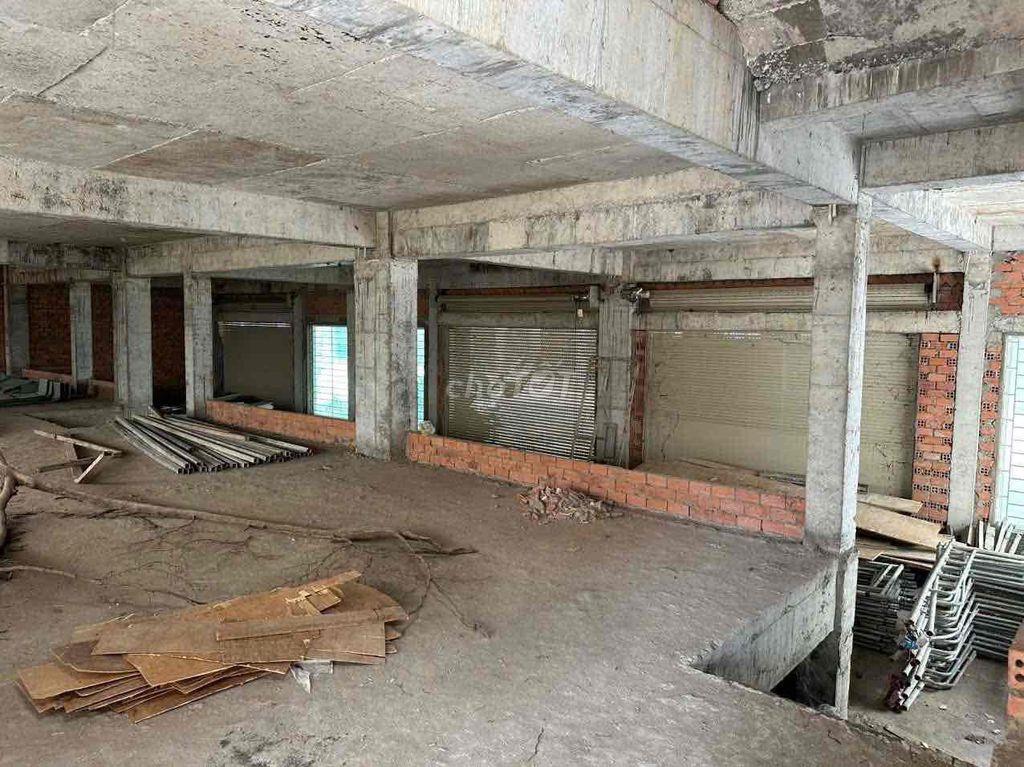 3 căn nhà phố Liền Kề China Tower. ngang 21m ,1500m2 , 3 tầng