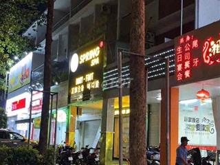 3 căn nhà phố Liền Kề China Tower. ngang 21m ,1500m2 , 3 tầng