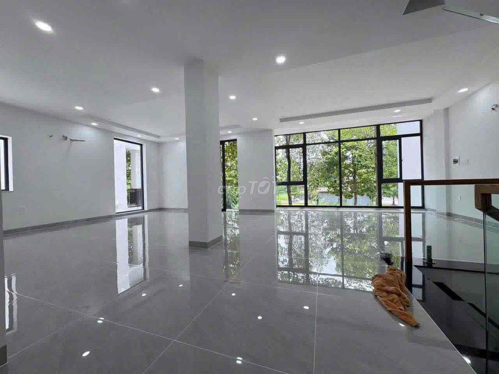 Mặt bằng trong KDC Hiệp Thành 3 , vừa ở vừa kinh doanh  10x32m.
