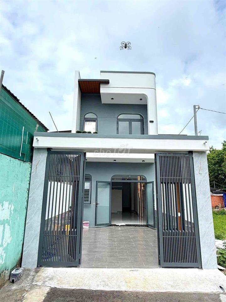 Nhà Phú Mỹ Mới Xây 3pn 2wc sẵn giường tủ , bàn ghế