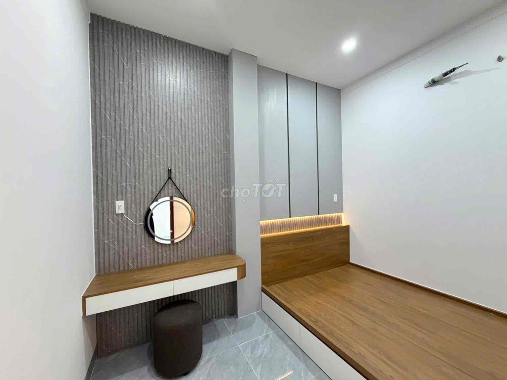 Nhà Phú Mỹ Mới Xây 3pn 2wc sẵn giường tủ , bàn ghế