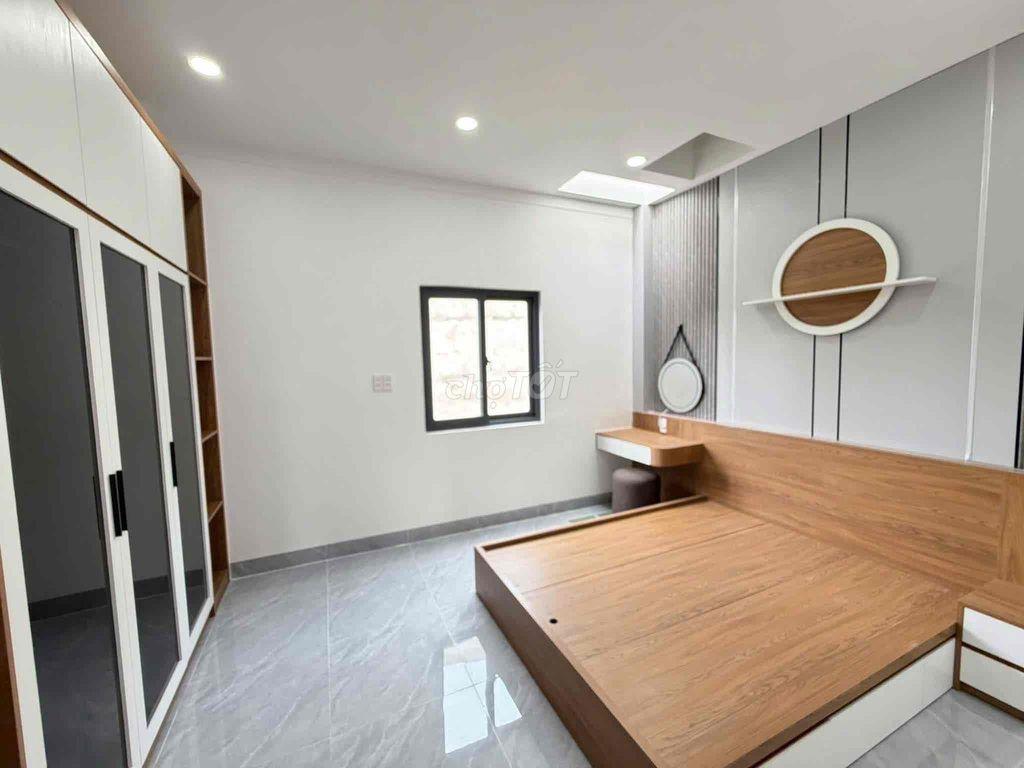 Nhà Phú Mỹ Mới Xây 3pn 2wc sẵn giường tủ , bàn ghế