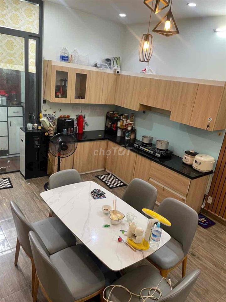 Cho thuê nhà mặt tiền Kinh Doanh. hẽm 93 Nguyễn Thị Minh Khai ,