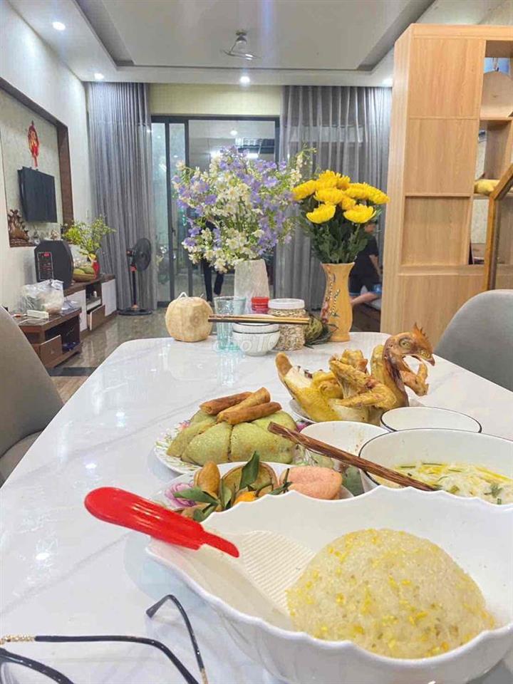 Cho thuê nhà mặt tiền Kinh Doanh. hẽm 93 Nguyễn Thị Minh Khai ,