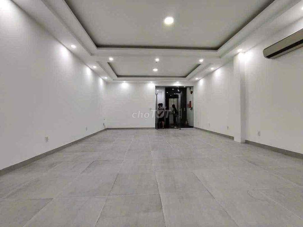 Toà nhà mặt tiền kinh doanh 5 tầng có thang Máy , Phú Mỹ gần KCN