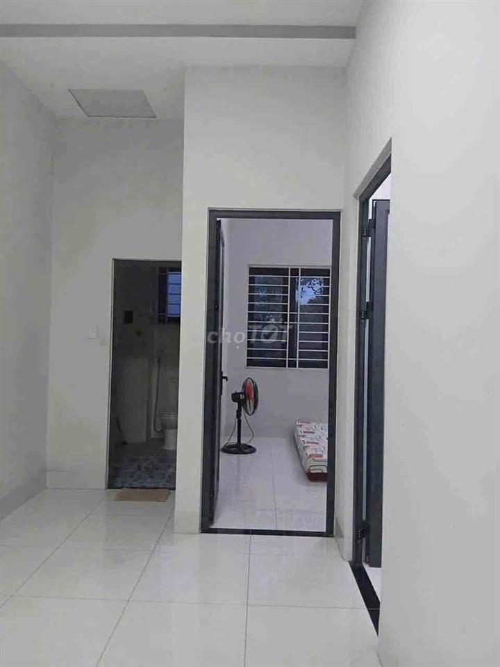 Nhà Phú Thọ Gần Bến Xe  Bình Dương 6,5x23m. tc 80m2